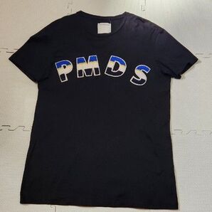 P.M.D.S. ロゴ 半袖Tシャツ
