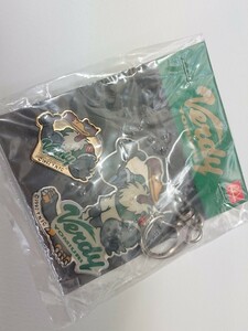 即決　読売ヴェルディ　ピンバッチ　キーホルダー　YOMIURI Verdy 非売品 レア 未使用 未開封 マクドナルド　サッカー　グッズ1