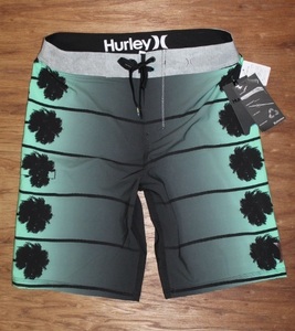 送料無料 【特価即決】 新品 ★ HURLEY ★ PHANTOM STECYK ボードショーツ W32 ★ ハーレー ファントム サーフパンツ パームツリー 3KC