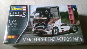  out of print Revell 1/24 Mercedes Benz present type Actros MP4 new goods unopened 