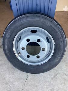 【純正品】ブリヂストン R173 215/70R17.5 タイヤ・ホイールセット 1本 バリ山 日野 デュトロ トラック用 BRIDGESTONE スペア外し