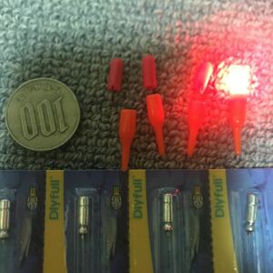 LEDスティックライト　電気ケミホタル25サイズ4本セット電池4本付き　　電気　ケミホタル　ルメイカ、 アジ　イカ サビキ　太刀魚