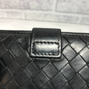 ★最終値下げ★ ★人気ブランド★ ★ブランド品★ BOTTEGA VENETA ボッテガヴェネタ イントレチャート ２つ折り財布 ブラック 中古品の画像3