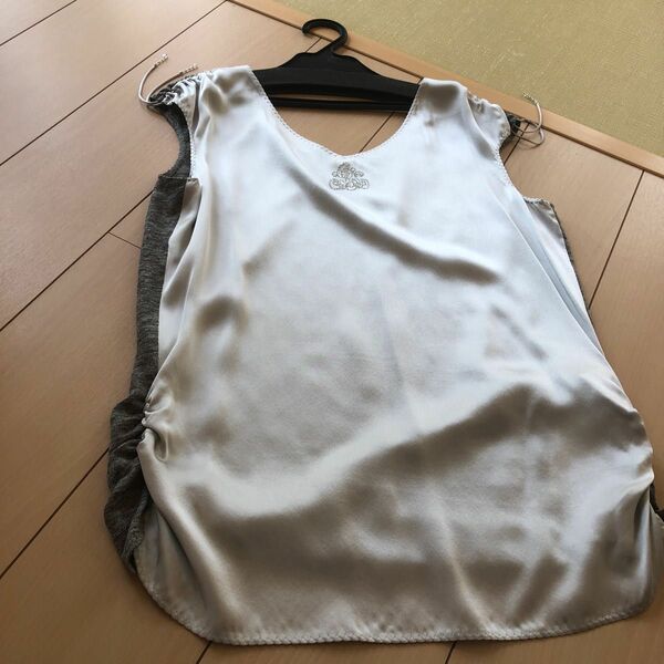 新品　伊太利屋カットソー　シルクチュニック