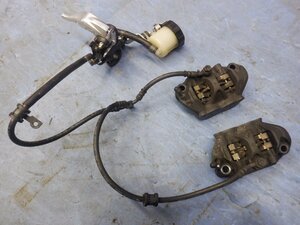 09 year CBR1000 EBL-SC59 mileage 11000. front brake calipers set 23070808