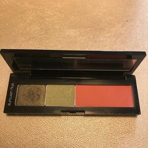 shu uemura シュウウエムラ　アイシャドウ&チーク