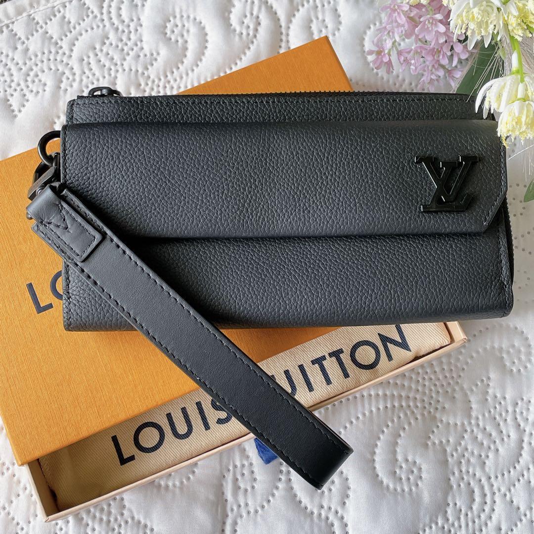 極美品】LOUIS VUITTON フラグメントケース LVアエログラムKHK|PayPay