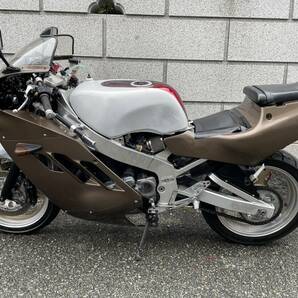 めっきりみなくなりました。GSX-R400-2 GK73A 書類、鍵付き レストアベース車の画像5