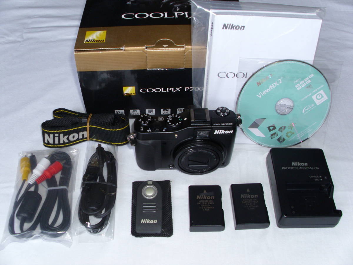 返品交換 程度極上 Nikon デジタルカメラ COOLPIX P7000 ニコン