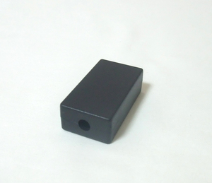 プラスチックケース黒色 26mm×48mm×15mm 3個セット（穴加工2箇所、樹脂ボックス、電子工作、新品）