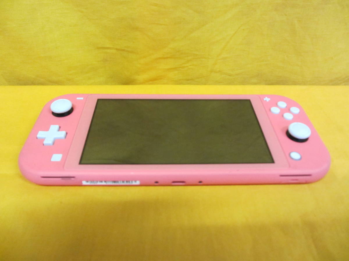 L327】任天堂 ニンテンドー スイッチ ライト 本体 コーラル 中古 動作