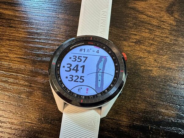 GARMIN Approach s62 ホワイト SUUNTO スマートウォッチ