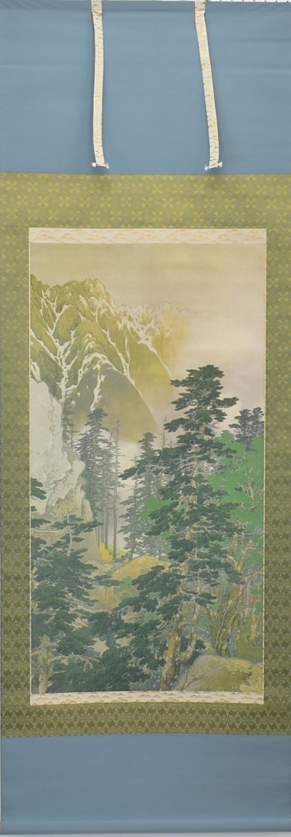 The mounting is also excellent, and when displayed, it has a stately appearance and brings life to the tokonoma alcove. It is a masterpiece! A scroll reproduction of Komagatake by Kawai Gyokudo, a Japanese painter who received the Order of Culture., Artwork, Painting, others