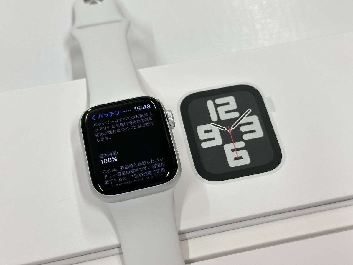 輝い 【ほぼ未使用】Applewatch ほぼ未使用 SE2 バッテリー100% Apple