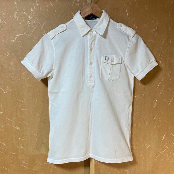 FREDPERRY ポロシャツ 白 S 月桂樹刺繍 肩章 国内正規品 JASPO