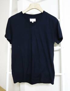  beautiful goods * PYJAMA CLOTHING /pijama closing V neck T-shirt M. Belgium made 