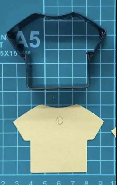 Tシャツの 抜き型　オーダーメイド　レザークラフト　金型　刃型