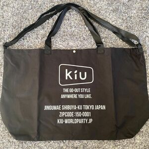 kiu キウ　BIGトートバッグ