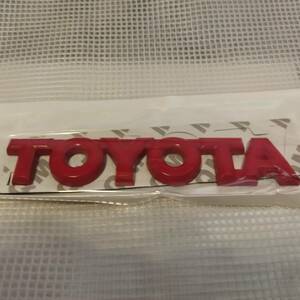 【送料込】TOYOTA 3Dエンブレム(両面テープ付) レッド 縦2.4cm×横12cm トヨタ 金属製　