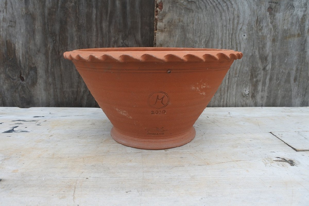 ヤフオク! -「テラコッタ 鉢 イタリア」(花、園芸) の落札相場・落札価格