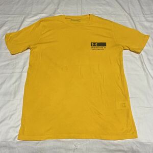 K03 UNDER ARMOUR tシャツ サイズM表記　中国製