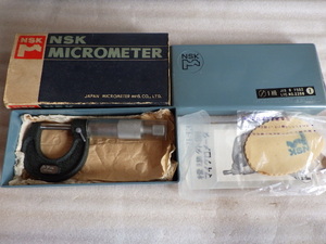日本測定工具　MSK　マイクロメーター　0～25ｍｍ　最小メモリ0.01ｍｍ　ｗ070804