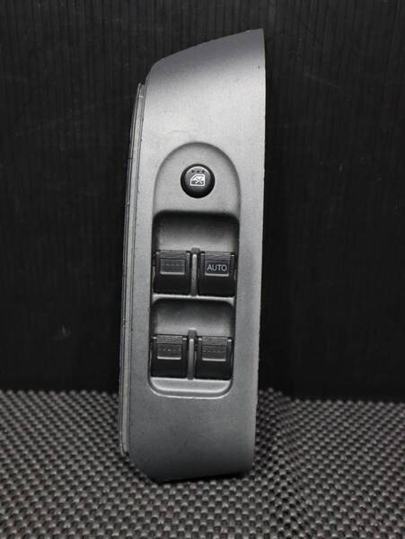 【作動保証】 迅速発送 管理E18 GD1 GD2 GD3 フィット ウインドウスイッチ ウィンドスイッチ 右 運転席