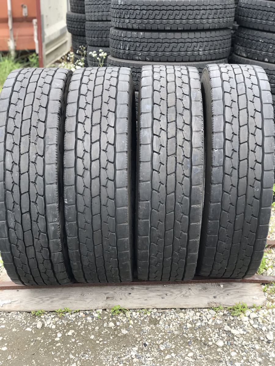 2675 ダンロップ 275/80R22.5 4本セット-