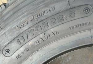 BS 11/70R22.5 M800 新品　未使用　2019年製 在庫処分価格