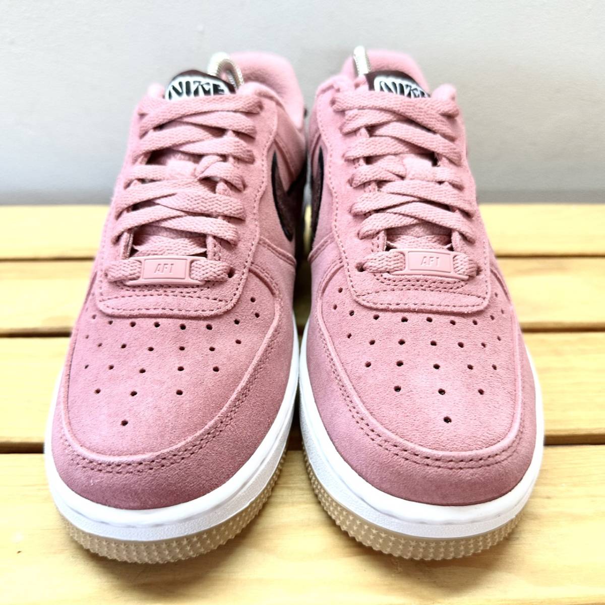 極美品 NIKE NIKE AIR FORCE 1 DESERT BERRY ナイキ エアフォース 1