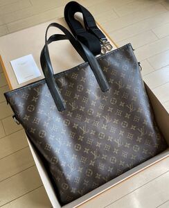 Louis Vuitton Devious tote bag monogram * maca sa-