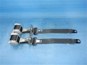  Toyota original RAV4 { ACA31W } rear seat belt P10700-21003606