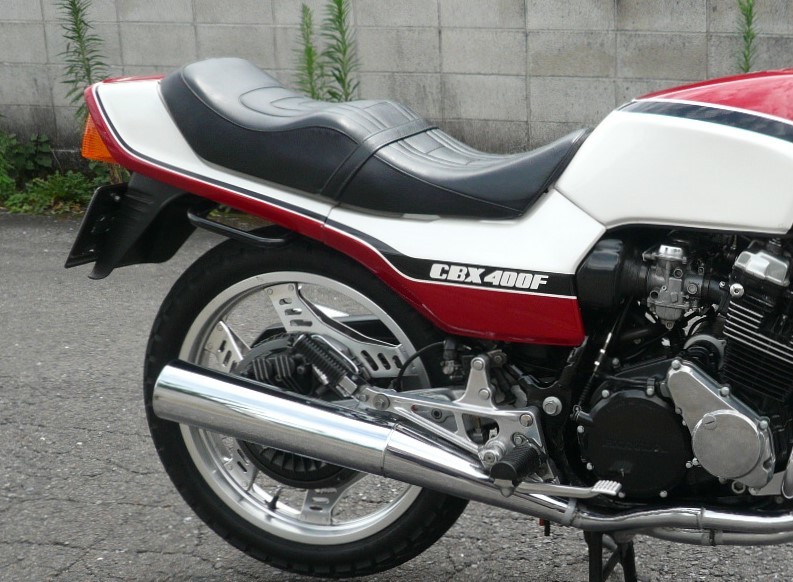 2023年最新】Yahoo!オークション -cbx400f 当時物(シート)の中古品