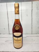 ☆GOL☆【古酒】 未開栓 HENNESSY VSOP ヘネシー スリムボトル コニャック ブランデー コニャック 700ml 40% _画像1