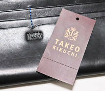 《TAKEO KIKUCHI タケオキクチ》箱付新品 ブルーステッチ ポケット多数 レザー かぶせ式長財布 黒 プレゼントにも ラッピング袋付 A8352_画像8