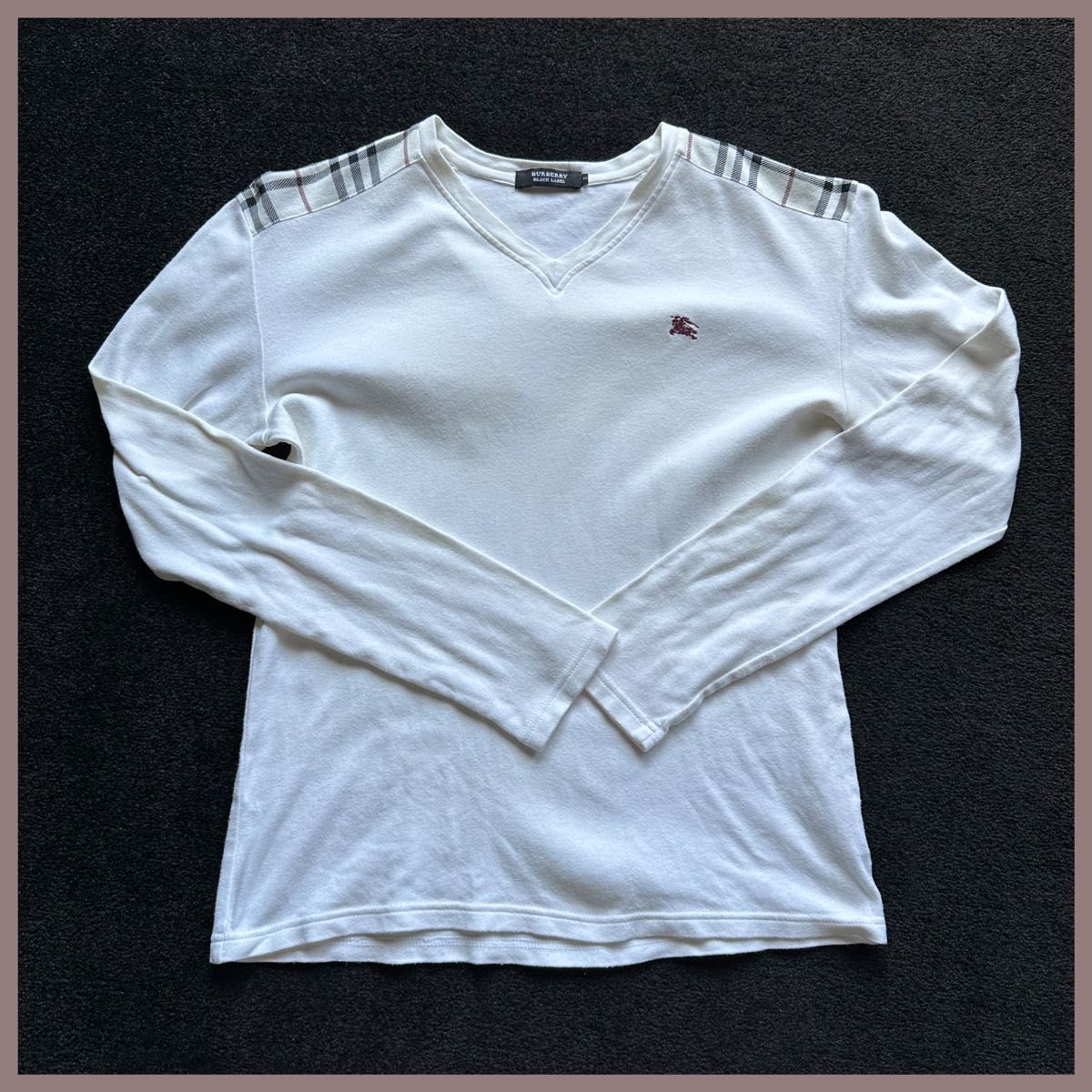 美品 バーバリー ブラックレーベル Vネック Tシャツ サイズ2｜PayPayフリマ