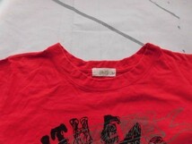 ei-1075　■ a：ｒ ■ レディース　Tシャツ　　サイズL　半そで　赤　レーシングカーの絵のＴシャツ_画像9
