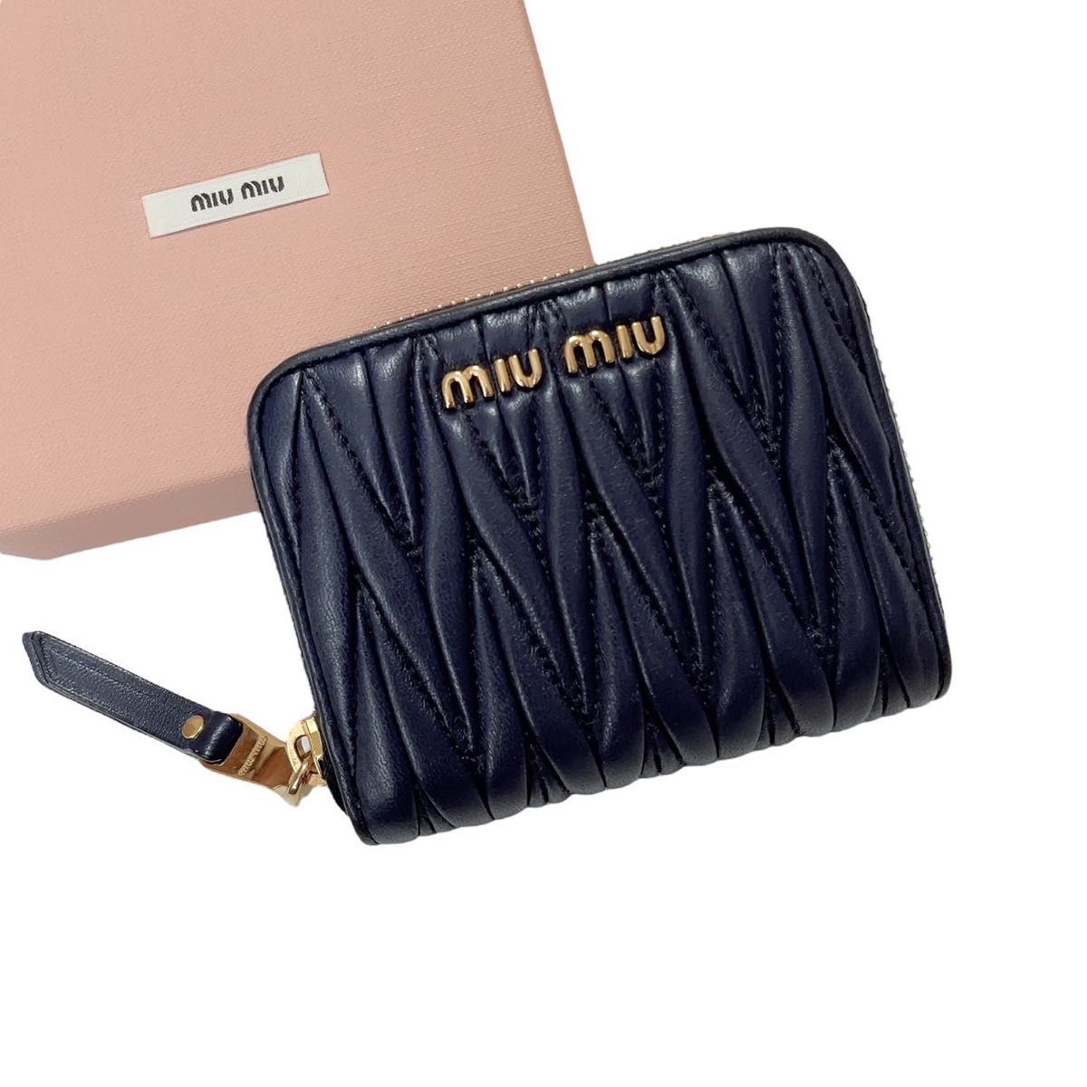 セール》miumiu マトラッセ マテラッセ ナッパ レザー ビジュー バッグ