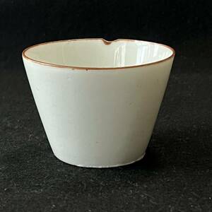  old Imari white porcelain soba sake cup Edo sake cup and bottle 