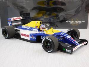 即決　 海外 高品質　送料込み　ナイジェル・マンセル　F1 1992 Williams Renault FW14B Nigel Mansell 1:18 フィギュア