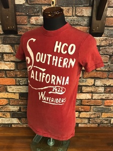 E801 未使用 Tシャツ HOLLISTER ホリスター アメカジ カジュアル インポート ワッペン レッド/ S 全国送料一律370円！