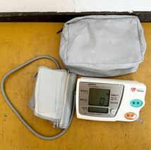 OMRON Intelli sense インテリセンス デジタル 自動血圧計 HEM-757 ファジィ 計測機 健康器具 ヘルスケア 健康_画像1
