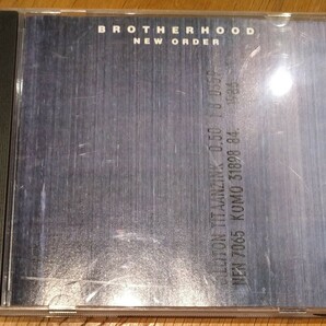 New Order Brotherhood 旧規格輸入盤中古CD ニュー・オーダー ブラザーフッド 9 25511-2の画像1
