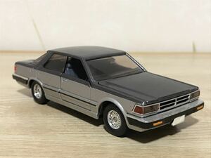 送料無料　1/43 トミカダンディ 日産 グロリア 4ドア ハードトップ ミニカー 日本製 TOMICA DANDY NISSAN GLORIA 旧車 当時物 JAPAN