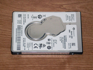 ★ 1TB ★ SEAGATE Mobile HDD【 ST1000LM035 】 良品 ★NZ1