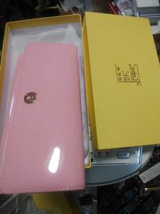  new goods unused dokta-kopa feng shui purse, pink enamel purse, card inserting 8, pocket large 1 small 2,. inserting only, change purse . is attaching .. not.