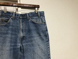 88年6月80sヴィンテージMADE IN USAアメリカ製Levi's リーバイス20517-0217デニムパンツ ボタン裏585表記W34実測W87cmL70cm小穴あり