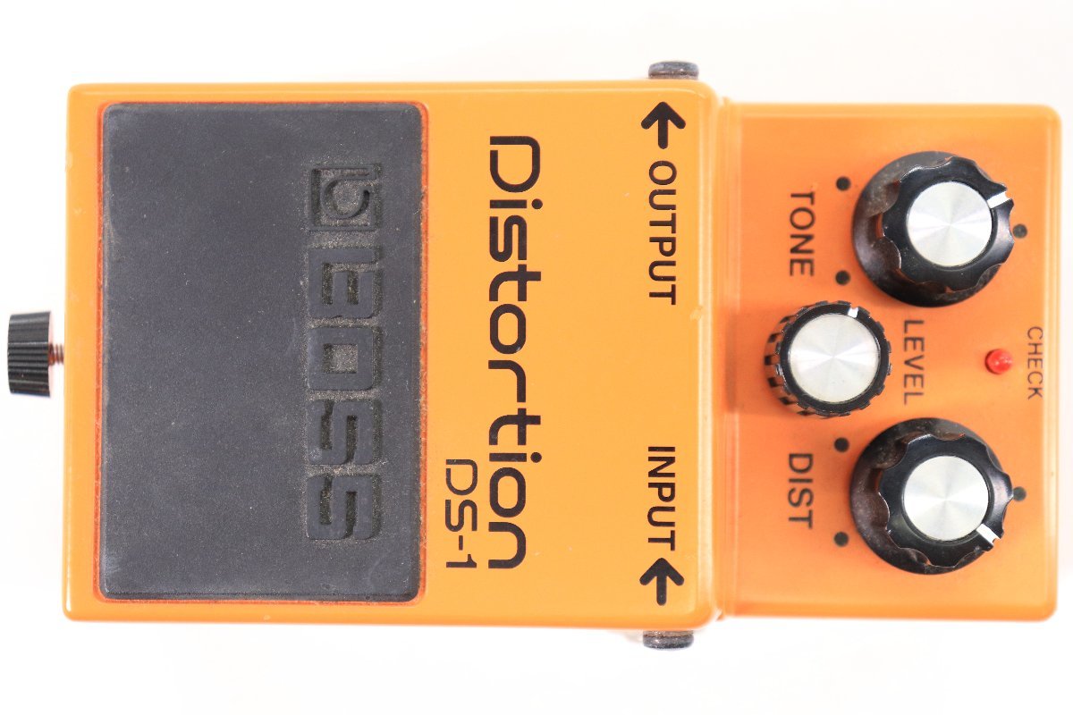 日本製 ディストーション エフェクター boss ds-1w 新同品 美品 送料