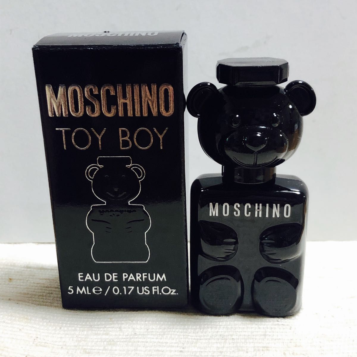 レアです モスキーノ MOSCHINO フレッシュ ゴールド EDP SP 100ml