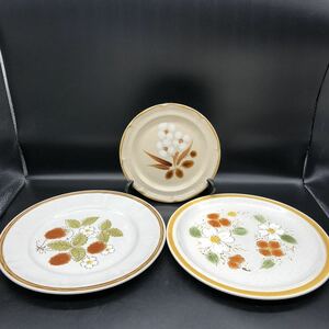 Art hand Auction お皿3枚セット 手描き 日本製 stoneware 食器 大皿 中皿 W31-4, 和食器, 皿, 大皿